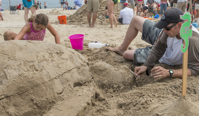 Kayla, 10, and dad Erich Burkentine of Milton create a realistic snapping turtle that placed in the top 10 in the Judges' Favorites Award category. BY DENY HOWETH