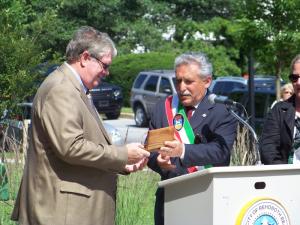 Greve in Chianti Mayor Alberto Bencista, right, gives Rehoboth Beach Mayor Sam Cooper a key to the Italian city of Greve. BY RYAN MAVITY