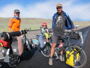 Heidi and Steve from Belgium, and their two-year old daughter Nasta, are cycling through the northwest - starting and ending in Las Vegas - for four months.