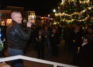 CAMP Rehoboth Executive Director Steve Elkins gives last minute instructions to the crowd gathered for the walk. BY DAN COOK