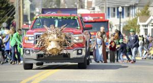 Game of Thrones floats along the parade route.