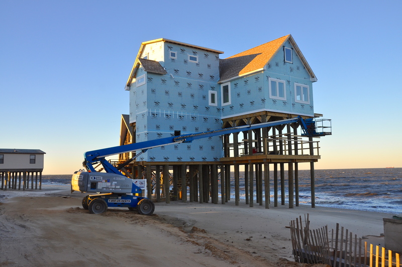 End Of Subsis Sus Homeowners Cape Gazette Building In A Floodplain Requires Stricter Standards Including Elevation And Break Away Construction This House Was Built Along Broadkill Beach