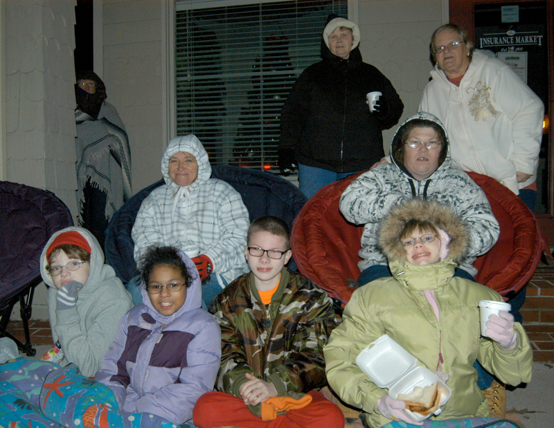 Santa comes to town in Millsboro Christmas Parade Cape Gazette