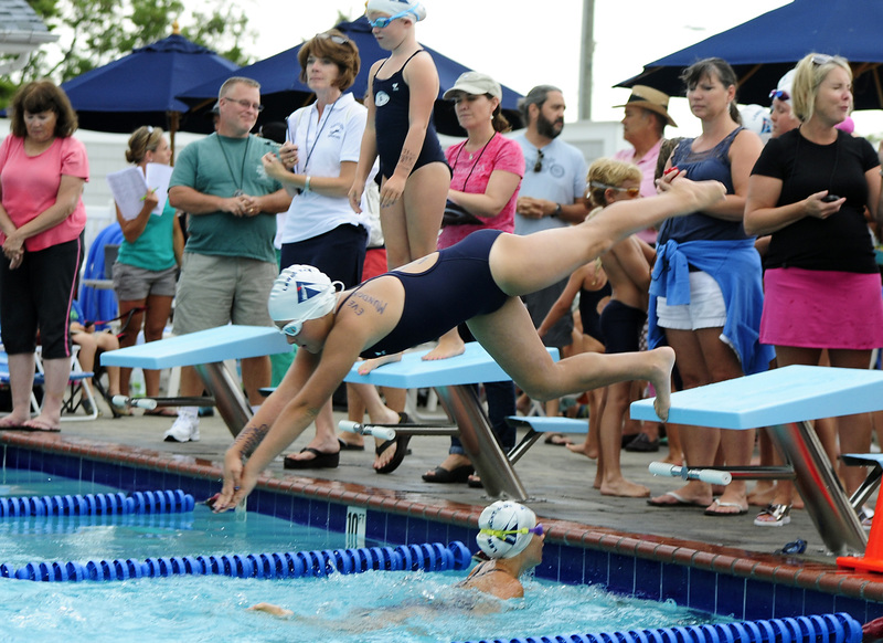 lewes yacht club swim team