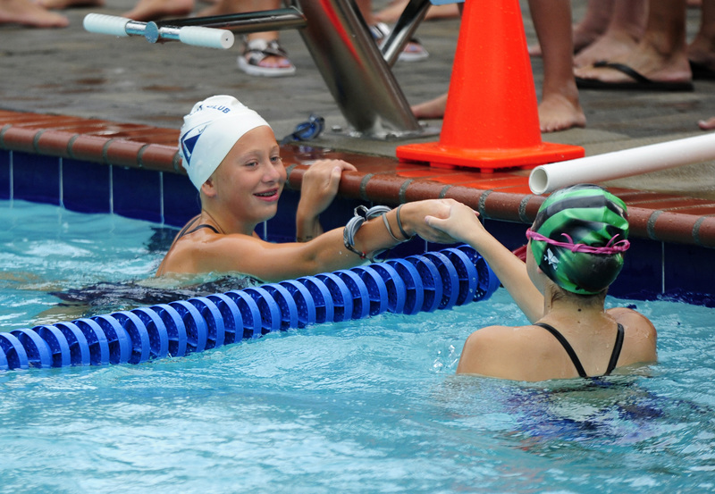 lewes yacht club swim team