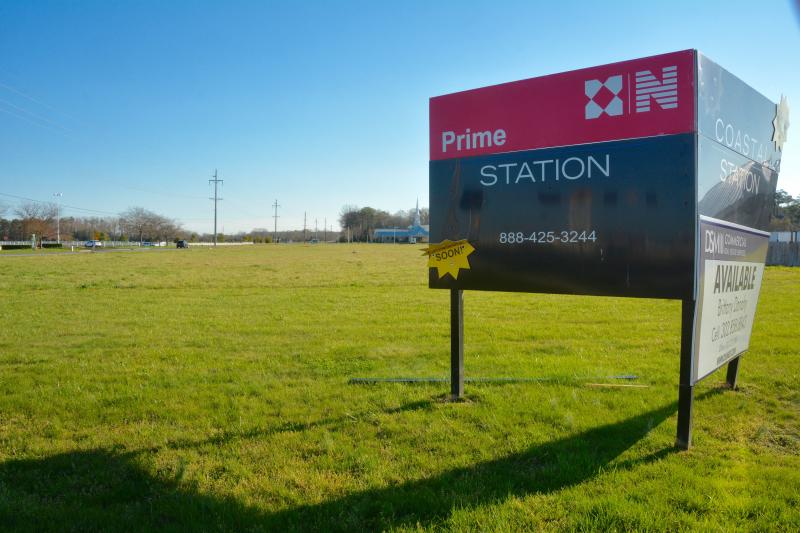 A 448,668-square-foot parcel at the southeast corner of Coastal Highway (Route 1) and Holland Glade Road, Rehoboth Beach recenty sold for $13.5 million. Included in the project is a 5,371-square-foot Royal Farms convenience store with gas pumps. The site plan includes 262 parking spaces with an entrance/exit off Route 1. RON MACARTHUR PHOTO
