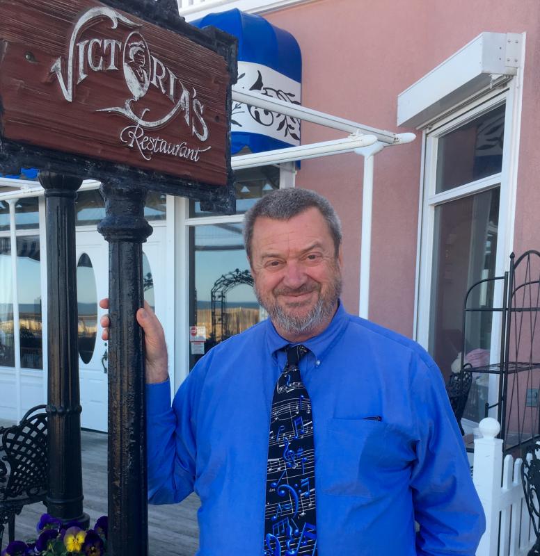 Jeff Irwin Plays Tonight at Victoria’s Cape Gazette