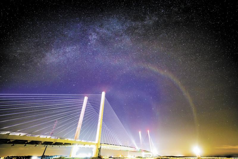 SKY BOX SCOTTY PHOTO