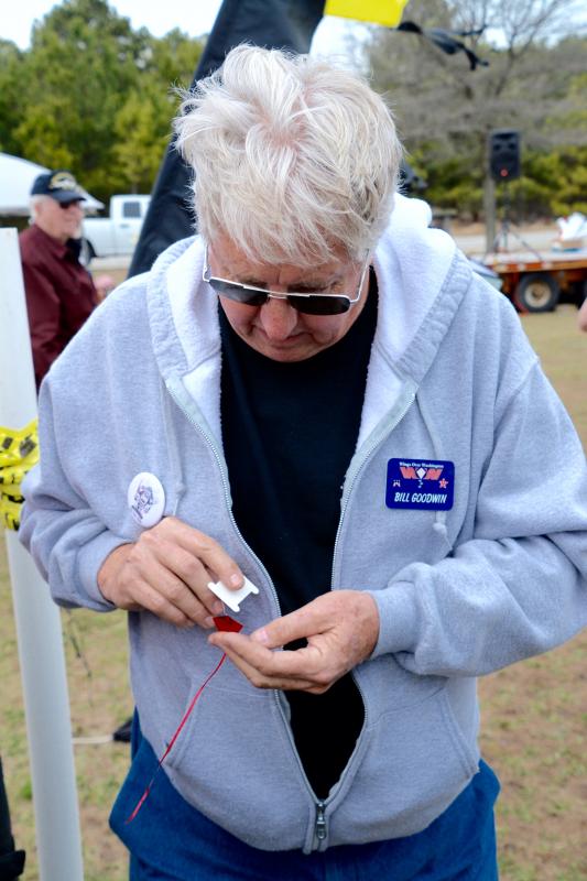 There is no doubt Bill Goodwin of Ocean View has the smallest kite at the festival. It’s that red dot he is holding for the judges to see.