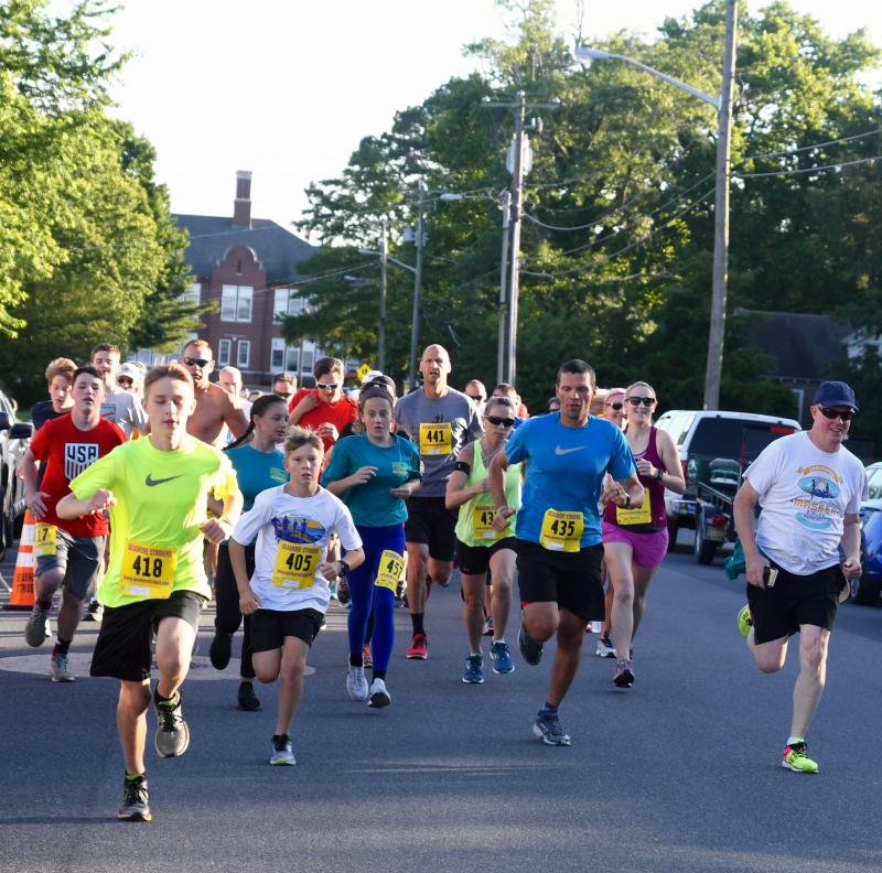 Library 5K kicks off Triple Crown weekend of racing Cape