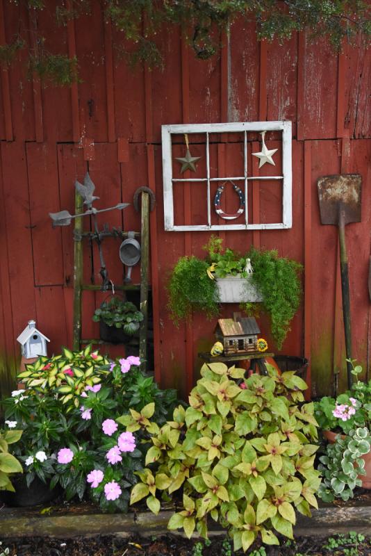 Mary and Walt Goering’s backyard barn is a piece of Americana.
