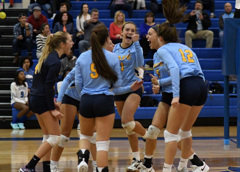 Cape celebrates winning an important point in the 16-14 fifth-set victory over the Senators. DAN COOK PHOTOS