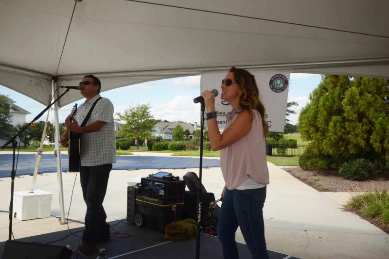 The Electric Velvet duo of Anthony and Kristin Carmen entertained festival-goers throughout the day. SoDel Wine and food