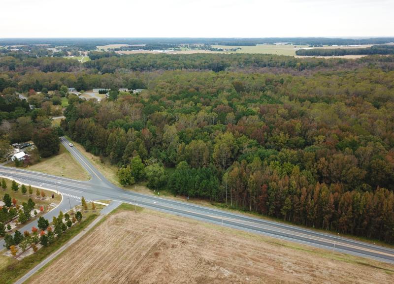 The proposed Phase 4 of Cannery Village in Milton has been reviewed by the state’s Preliminary Land Use Service and is expected to be subject to preliminary review by the town in either December or January. The planned development calls for 122 units on a 27-acre parcel on Cave Neck Road. NICK ROTH PHOTO