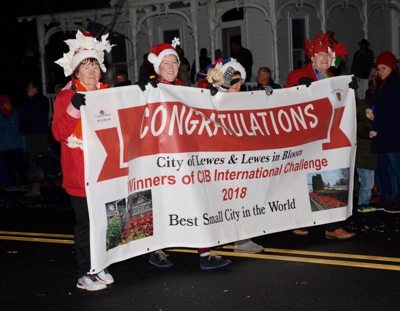 ‘Tis the season for the Lewes Christmas Parade Cape Gazette
