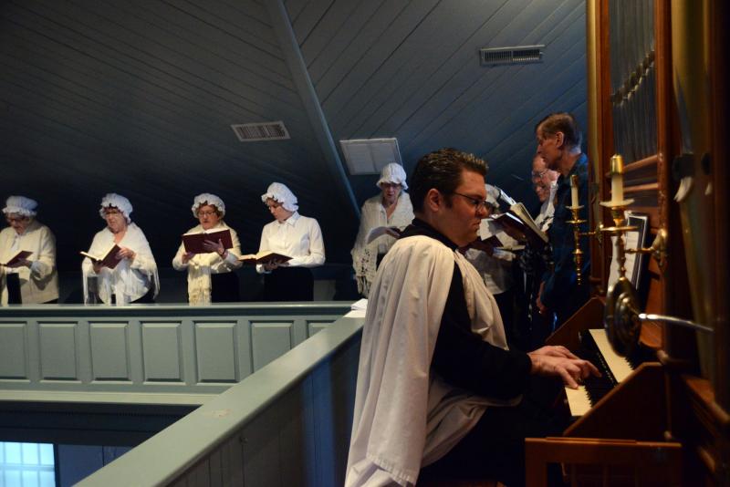 Parish Director of Music Jackson Borges plays a selection of hymns rooted in the 18th century, with the choir dressed in period costume. St. Georges 300th