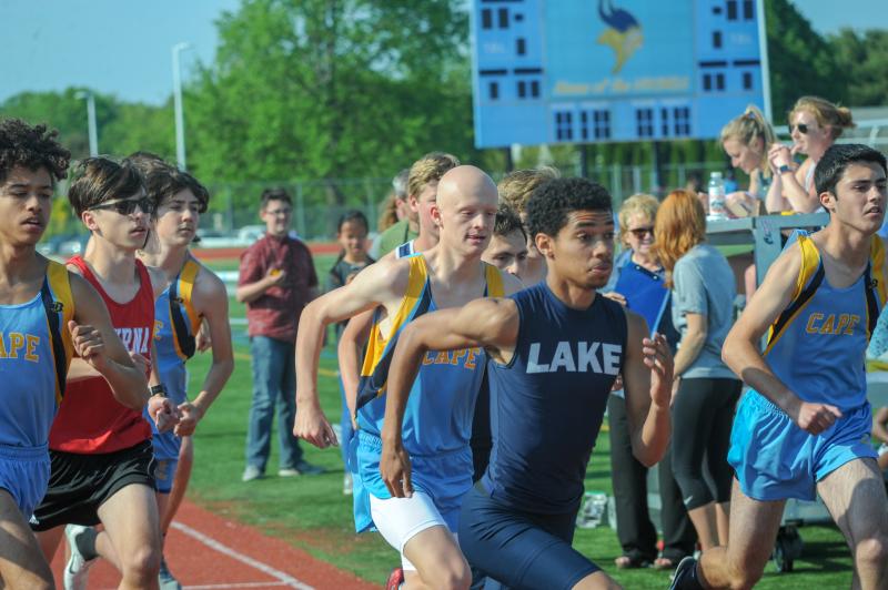 Shane Massey of Lake, surrounded by Cape runners, takes off in the 1,600-meter run. Shane won the race and the most local connections contest. DAVE FREDERICK PHOTOS