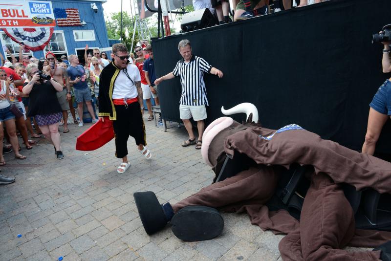 Phillippe made quick work of the bull, putting it down under the watchful eye of referee Kenny Garfinkel and cheers of the crowd. Running of Bull 2019