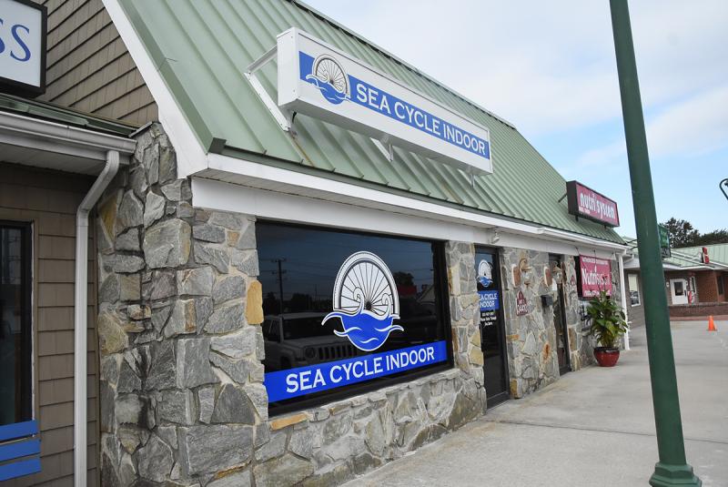 Sea cycle indoor shop