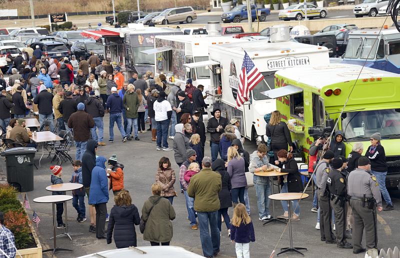 Food truck row was jamming. Food trucks included Zogg’s Sea Hogg, Taco Reho, Truck It, Big Salami, Street Kitchen and Fat Vinny’s.