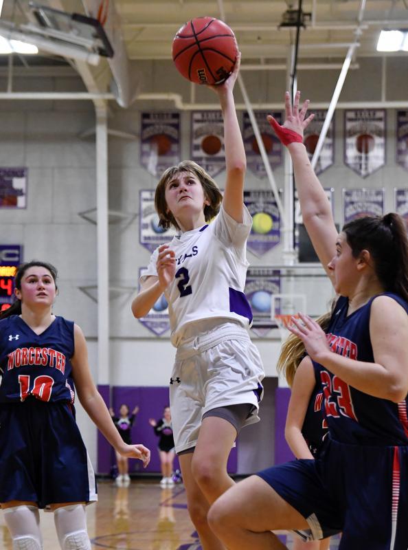 Royals freshman Ainsley Bell hits a lefty.