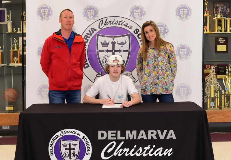 Royals senior Michael Briggs signed to play baseball at Delaware Tech in Georgetown. Michael delivered with a career batting average of .500, and he was chosen All-ESIAC for three years. Shown with Michael are his parents Michael Sr. and Tina Spence.