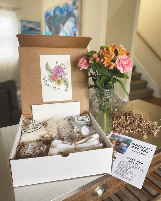 The Mother’s Day Box includes all of the supplies to make three handmade gifts along with a card designed by Baltimore-based DAC artist Mallory Wierzbicki.