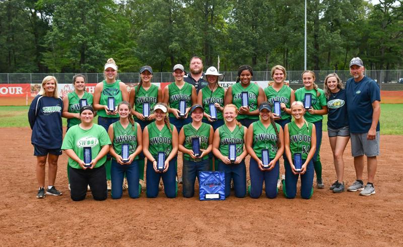The Diamond State Swoop 18U in back are (l-r) team mom Jane Moore, Jordan Moore, Carlin Quinn, Olivia Owens, Abby O’Shields, Coach Sam Oshields, Jenna Tilghman, Jada Evans, Kandice Schlabach, Alexis Dowdy, coach Hannah Davis and manager Jay Davis. In front are Autumn Boothe, Sierra Livingston, Ryleigh Elliott, Jordyn Difava, Kylie Kruger, Maria Kollar and Savannah O’Shields.