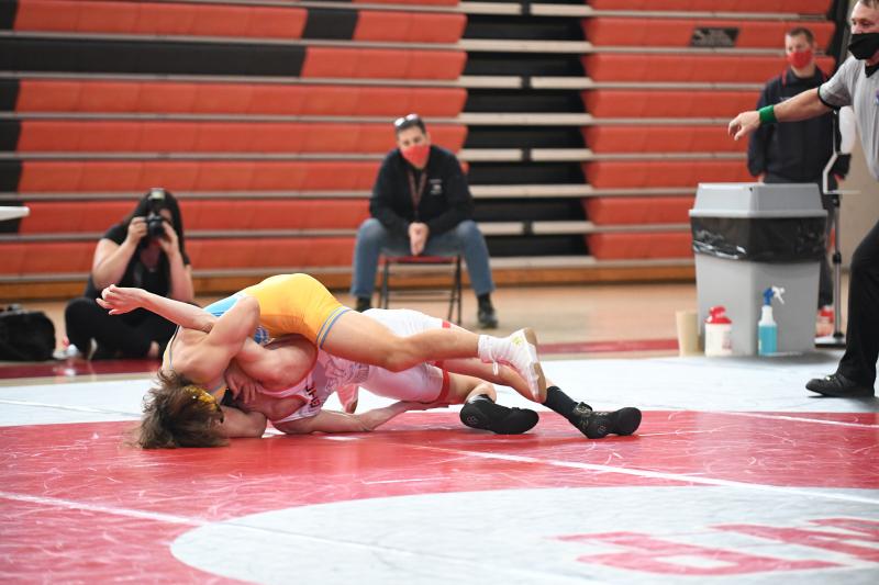 Cape’s Josh Wright about to get reversed.