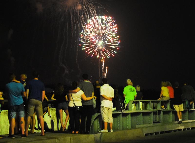 Lewes moving ahead with Fourth of July fireworks Cape Gazette