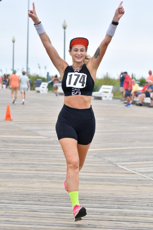 Elizebeth Tretter is the overall women’s 5K winner.