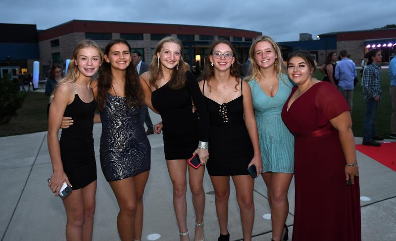 Looking good are (l-r) Faith Re, Emme Smith, Ava Calciano, Rylee Tipton, Emily Redefer and Lainey Dixon.