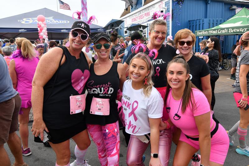 Helping raise funds are in back (l-r) Kerry Pepper, Suzanne Harman, Lori Neff and Michelle Vonwieda. In front are Madison Cunningham and Monica Dougherty.