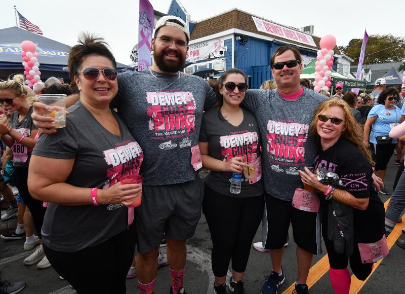 Raising funds for the DBCC are (l-r) Carmen Andreson, Casy Ergenzincer, Catie Sorinno, Jeff Andresen and LaDonna Lewis.