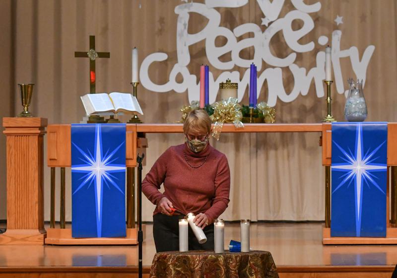 Compassionate Friends joins worldwide candle lighting Cape Gazette