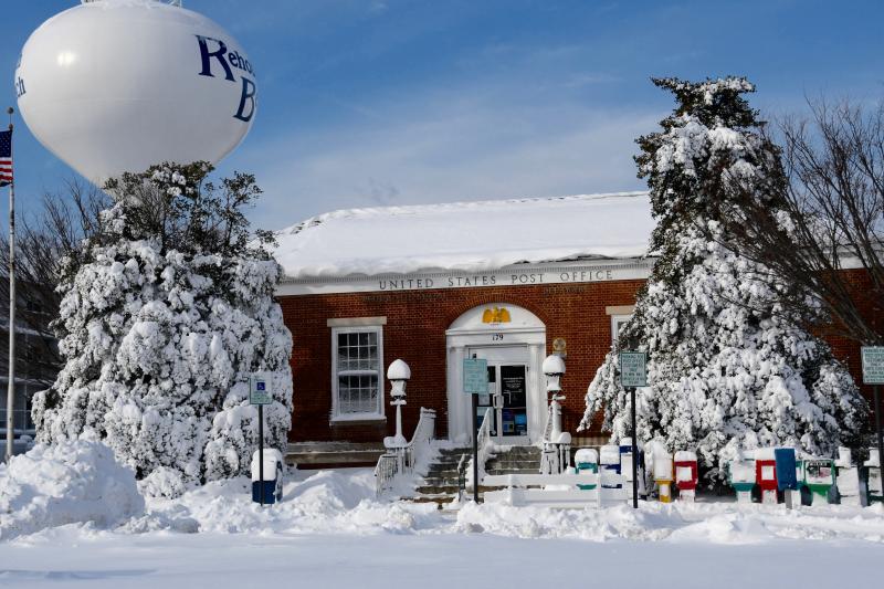 The Rehoboth Beach Post Office provides for a winter scene along Rehoboth Avenue. RON MACARTHUR PHOTO