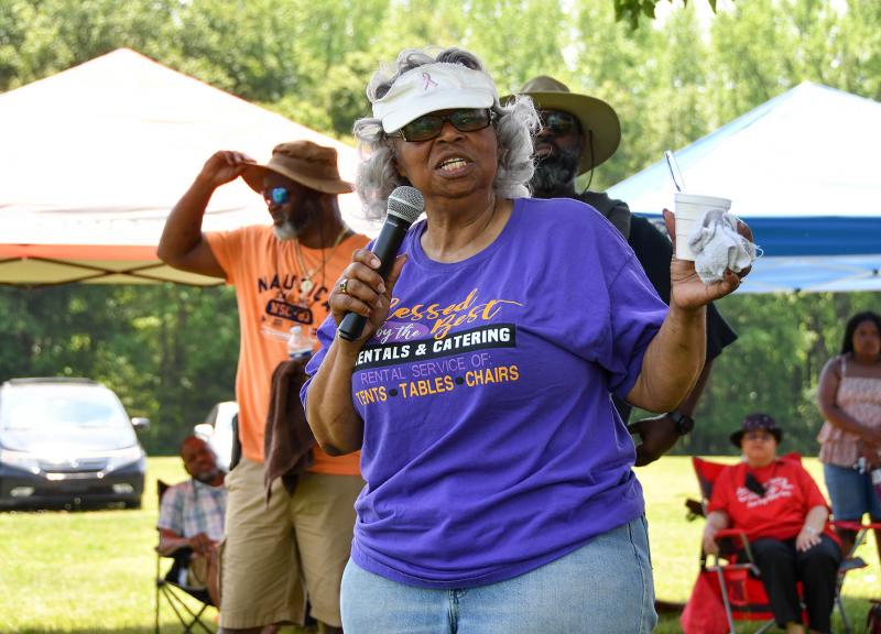 Jane Hovington of the Richard Allen Coalition gives the history of the Richard Allen School and the good things it does to promote peace.