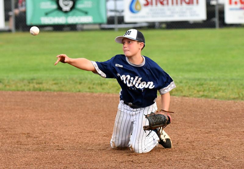 Tynan Smith makes a tough play at second base.