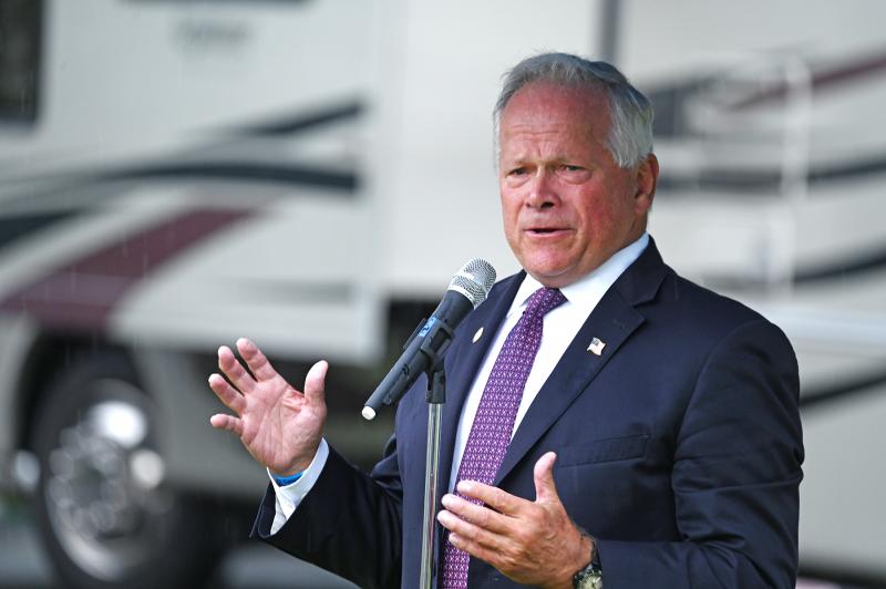 Lee Murphy, a Republican candidate for U.S. Congress, talks about being an Amtrak conductor and witnessing the attacks en route to Manhattan the morning of Sept. 11, 2001.