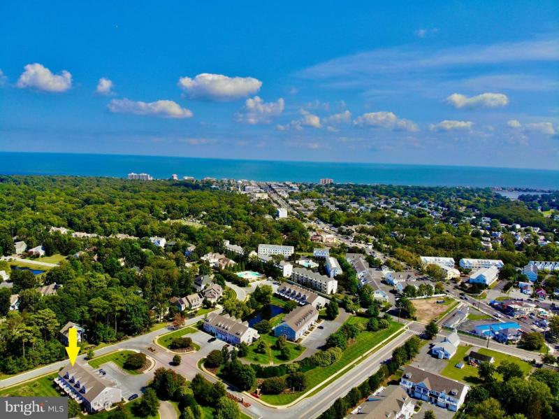 Under Contract Spacious Rehoboth Beach townhouse in Canal Corkran