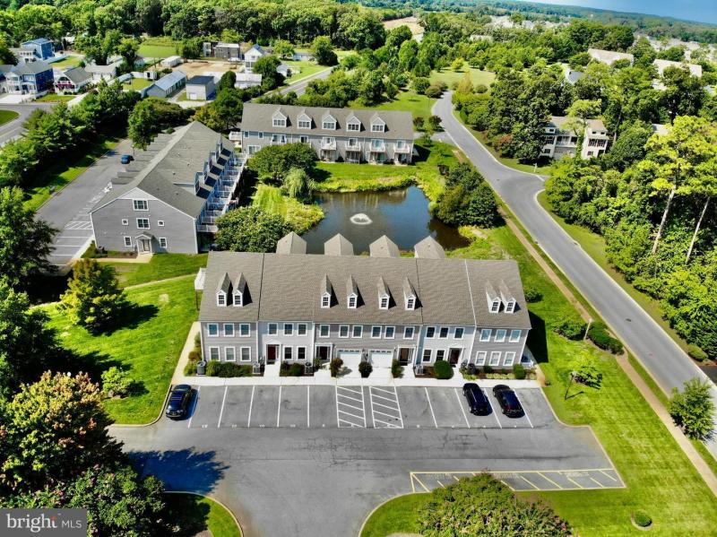 Under Contract Spacious Rehoboth Beach townhouse in Canal Corkran