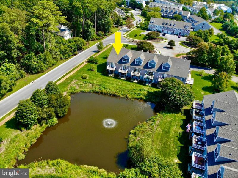 Under Contract Spacious Rehoboth Beach townhouse in Canal Corkran