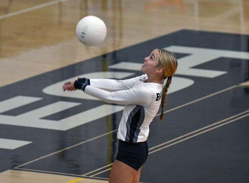 Seahawks volleyball charges past Ravens 3-0 | Cape Gazette