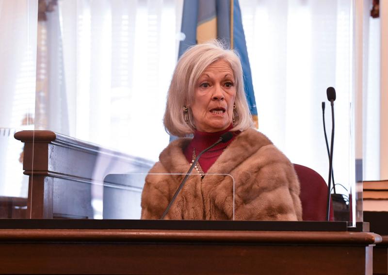 Kathi Karsnitz plays the part of Macy’s owner Mrs. RH Macy. She testifies that Kris Kringle is Santa.