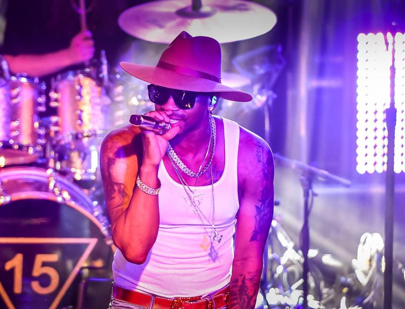 Jimmie Allen sings a tune from his hit album “Tulip Drive.”