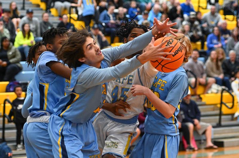 Beacon boys’ basketball downs Mariner 4123 Cape Gazette