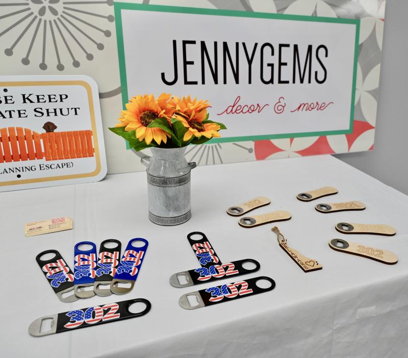 JennyGems offers a lot of different custom products, including Delaware decor and custom bottle openers.