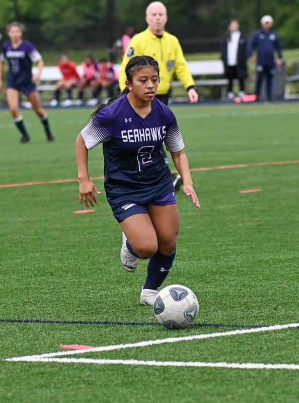 Seahawks sophomore Natalie Roblero Chavez controls the ball in the midfield.