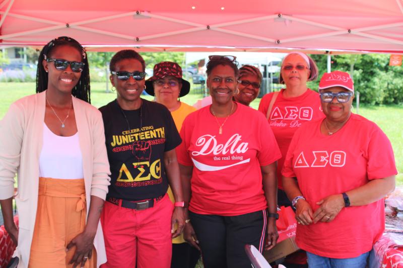 Delta Sigma Theta raises money for Home of the Brave 2 women’s shelter. Shown are (l-r) Coastal Counseling’s Tamara Gibbons, President Dana Paskins (a veteran), Paula Roberts, Monique Jones, Sharon Hines, Cisley Turpin, and Georgette Stafford.
