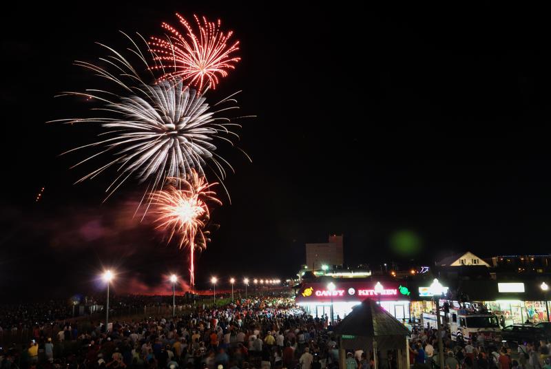 Rehoboth Beach issues update on fireworks plans, restrictions Cape